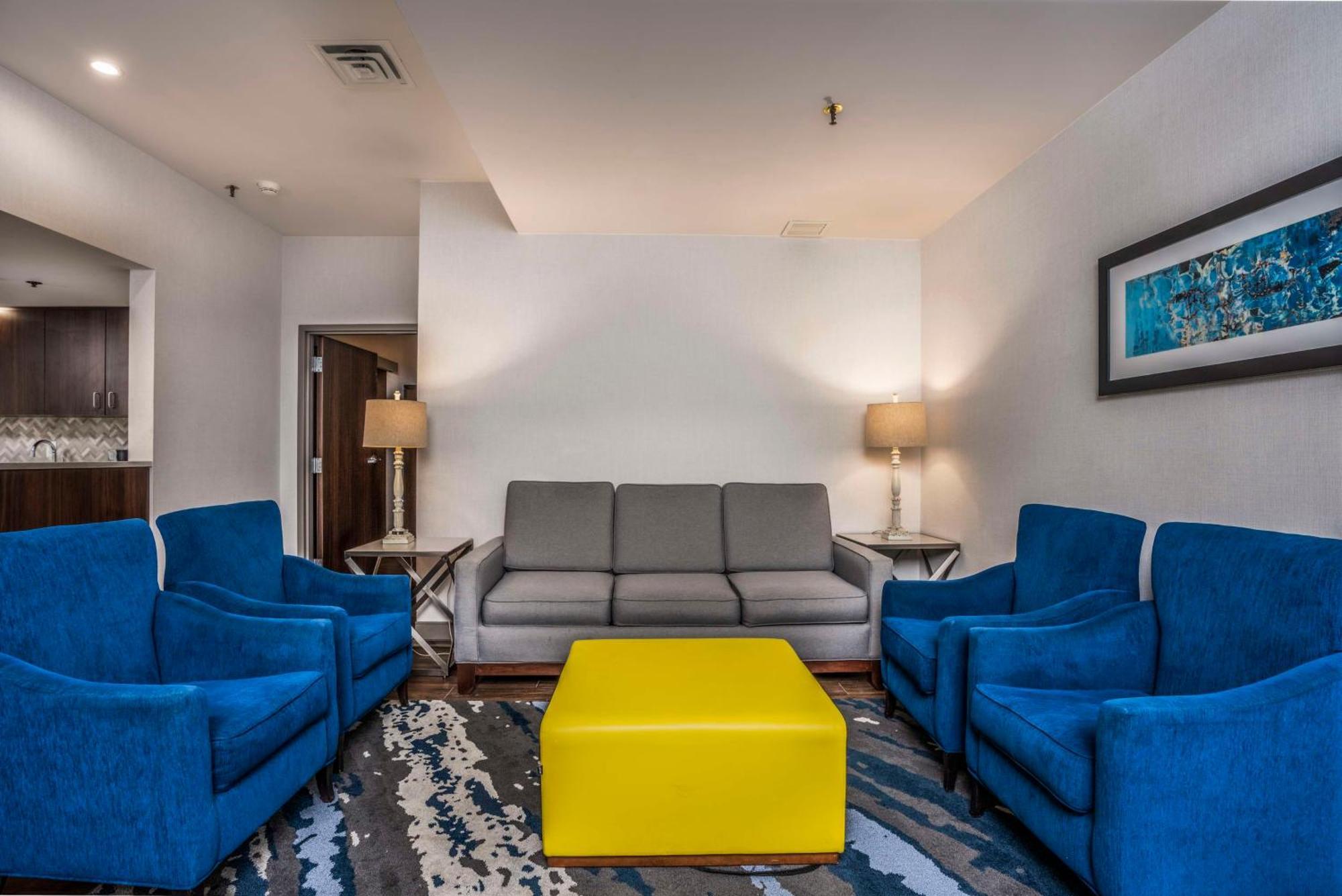 Embassy Suites By Hilton Indianapolis Downtown Dış mekan fotoğraf